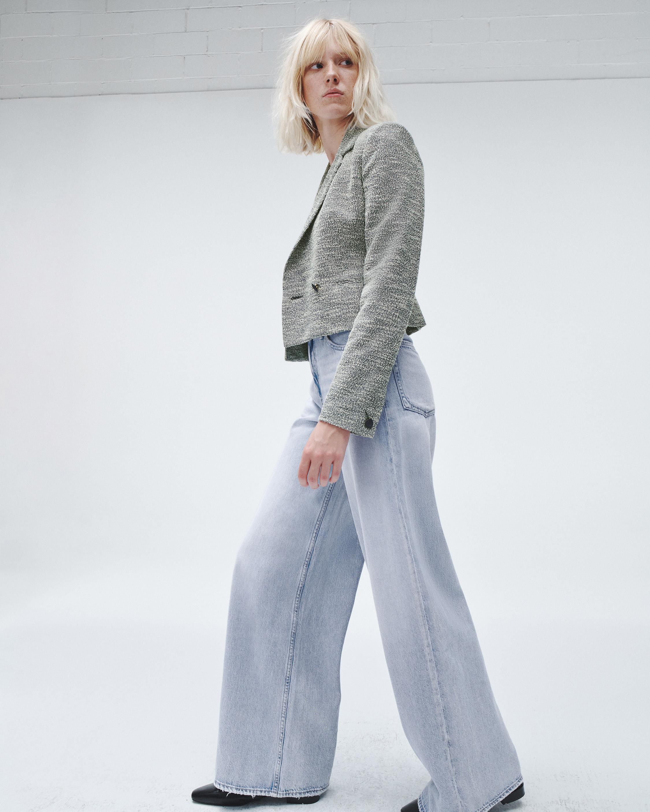 Featherweight Sofie Wide-Leg Jean image number 3