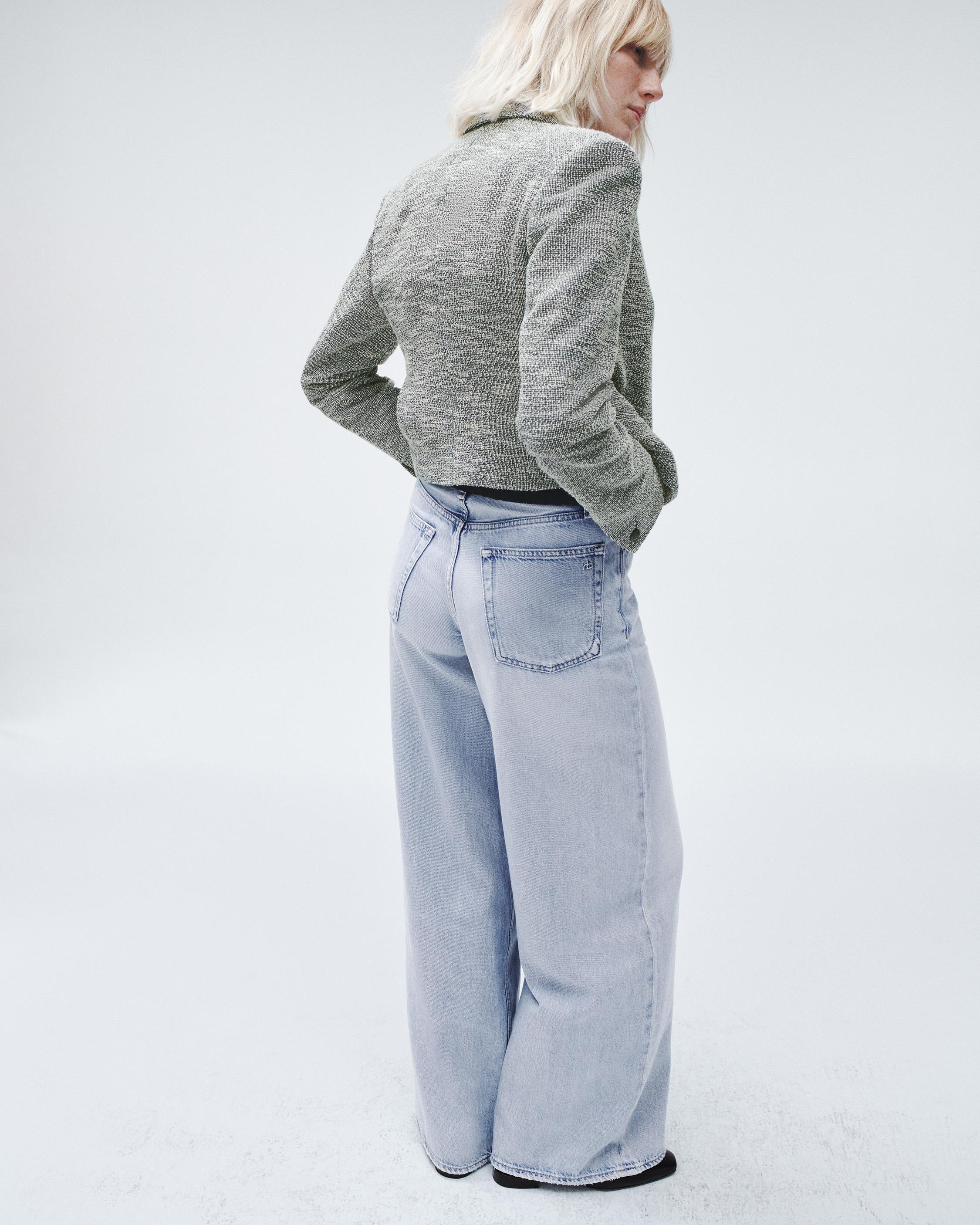 Featherweight Sofie Wide-Leg Jean image number 4