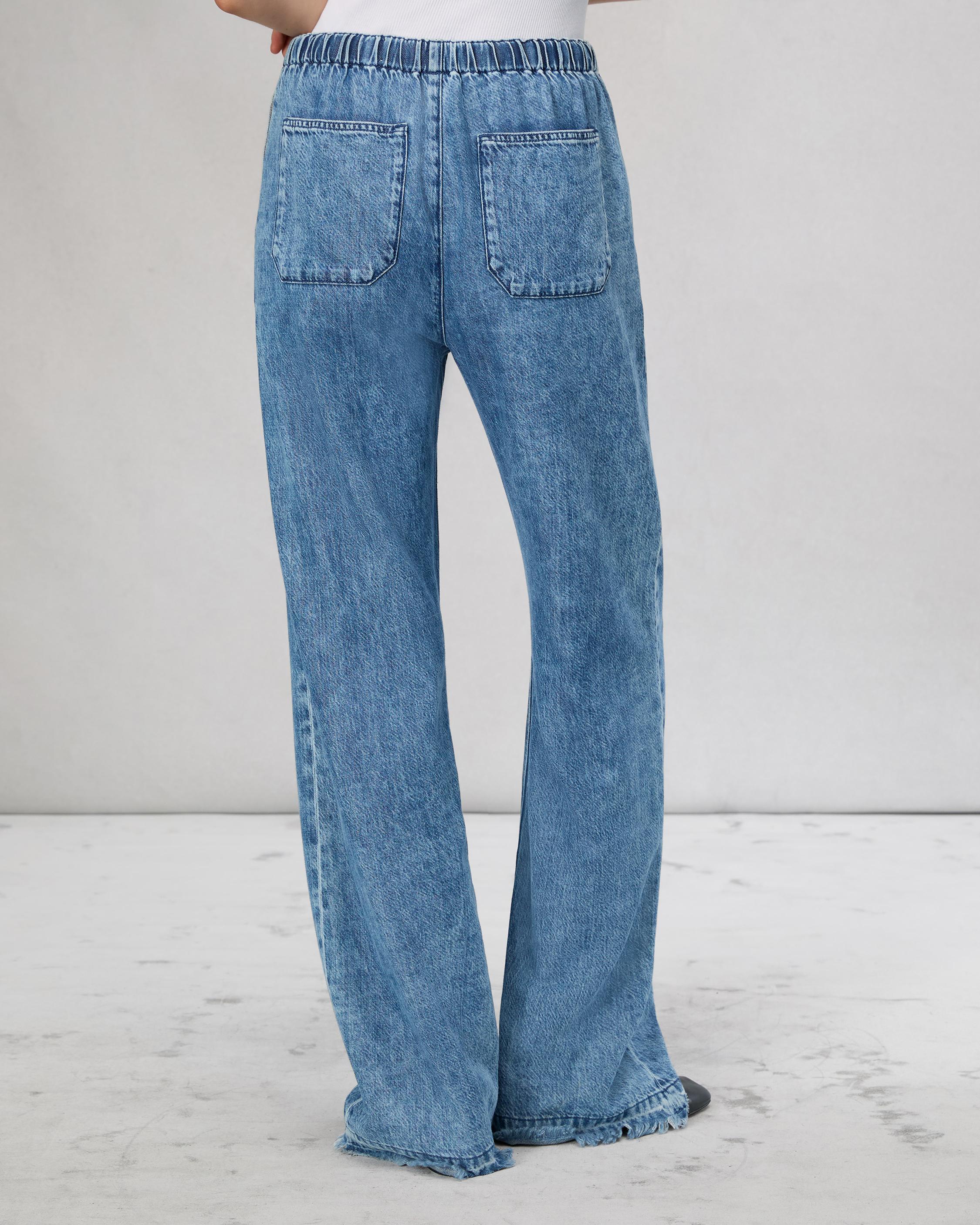 Ultra Featherweight Logan Wide-Leg Jean image number 5