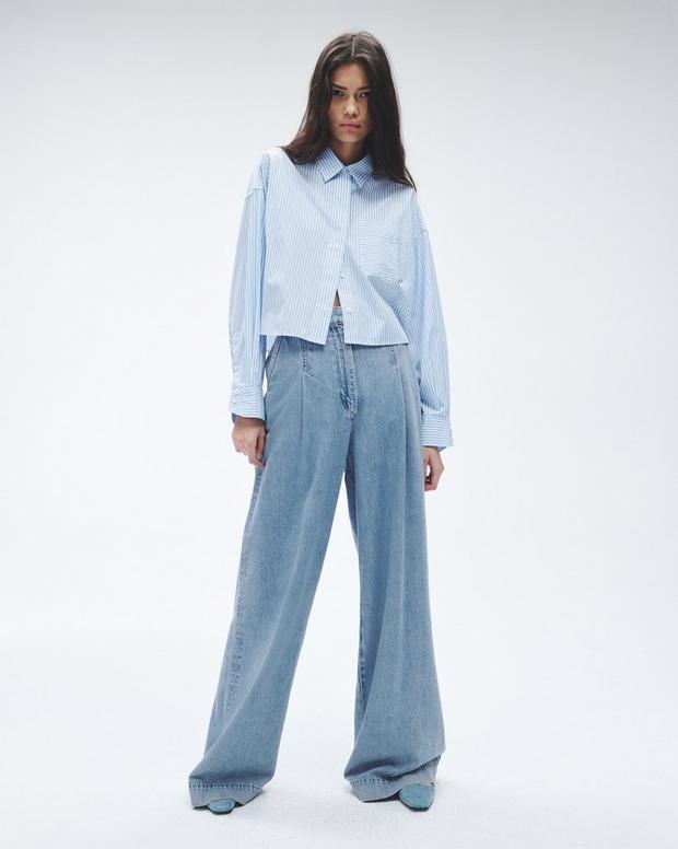 Featherweight Abigail Pleated Pant image number 1