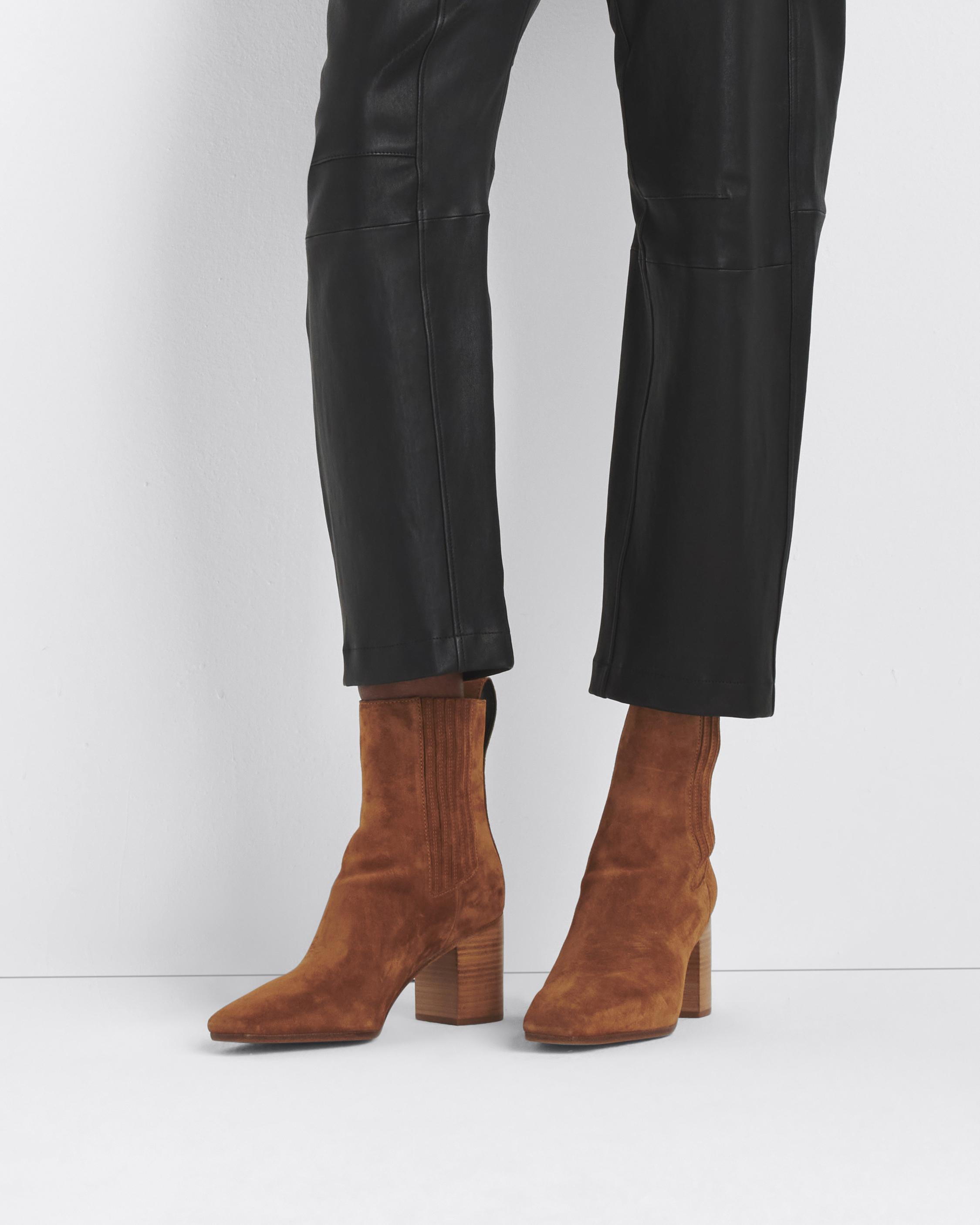 Rag and best sale bone chelsea boot