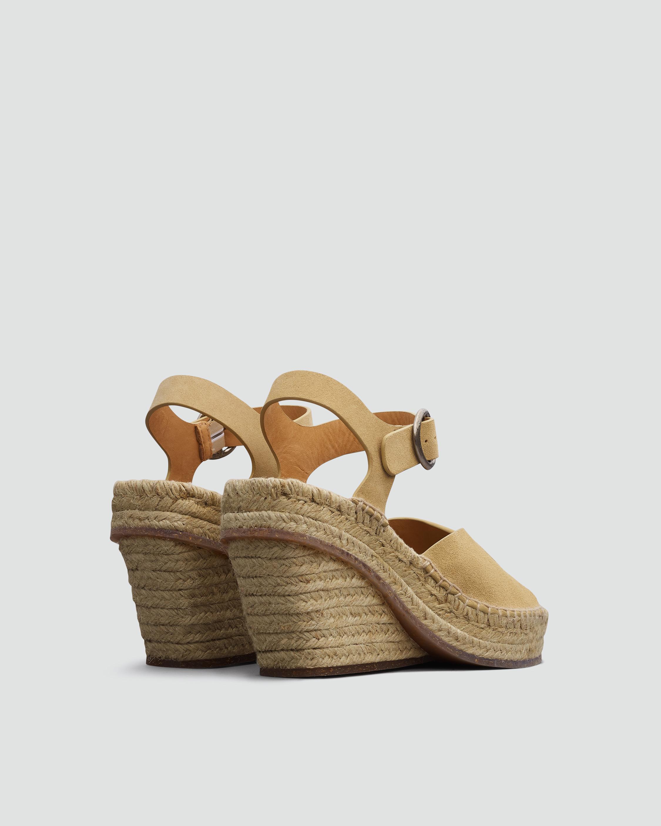 Born guadalupe wedge store sandal