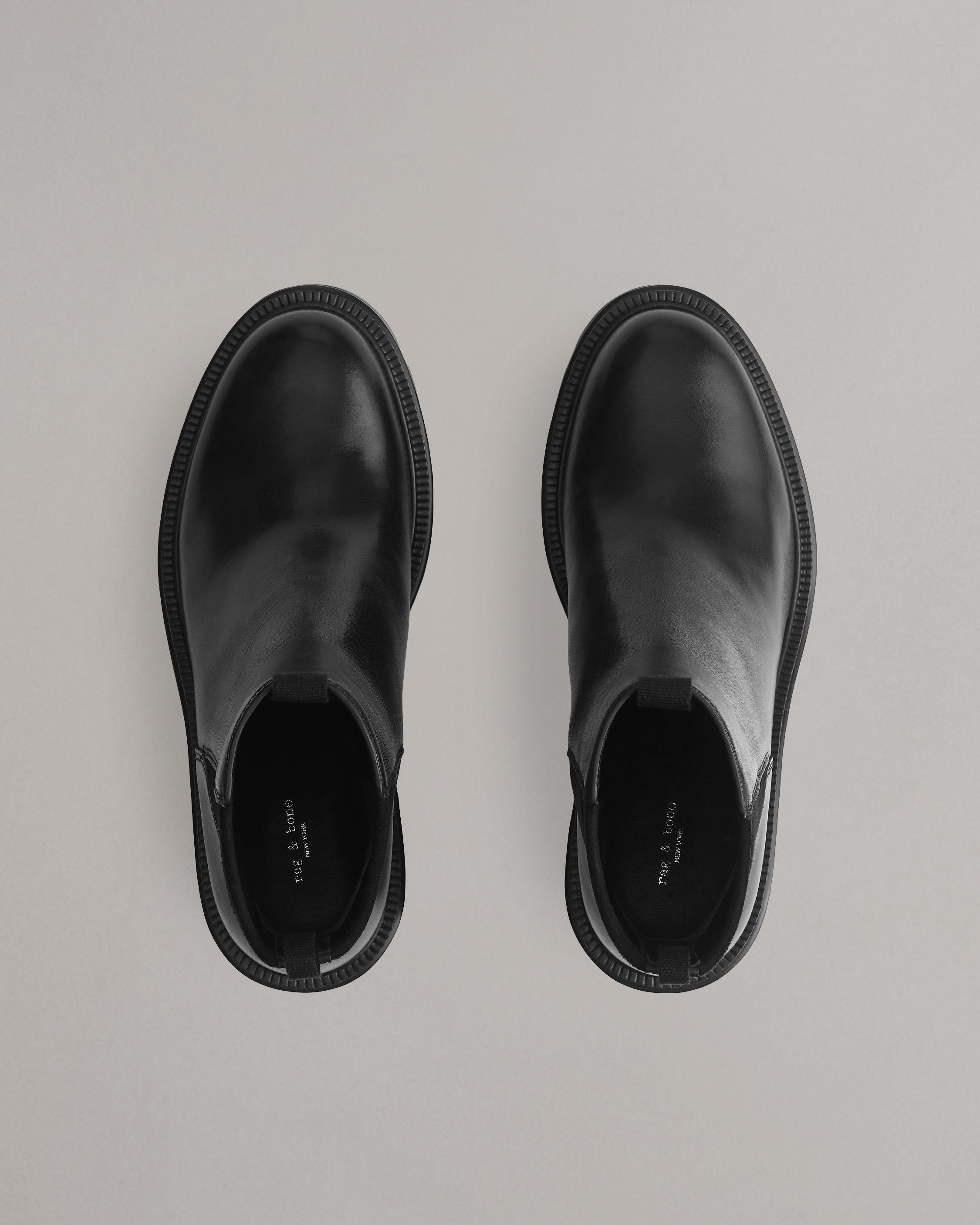 Quinn Chelsea Boot