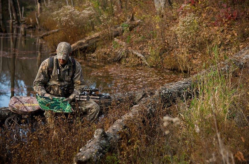 Hunt deer where you might see fall turkeys too. (Heartland Bowhunter photo)