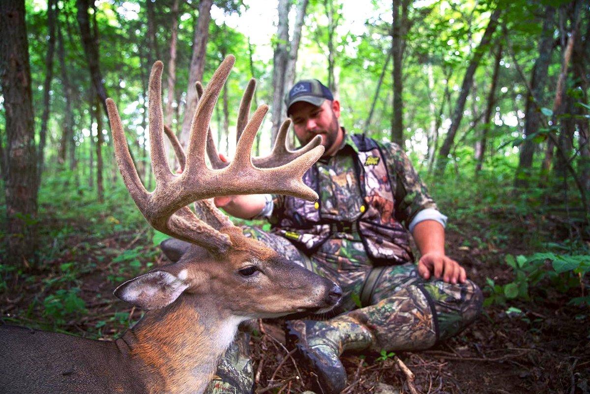 Robby's buck green scored 170 4/8 inches.