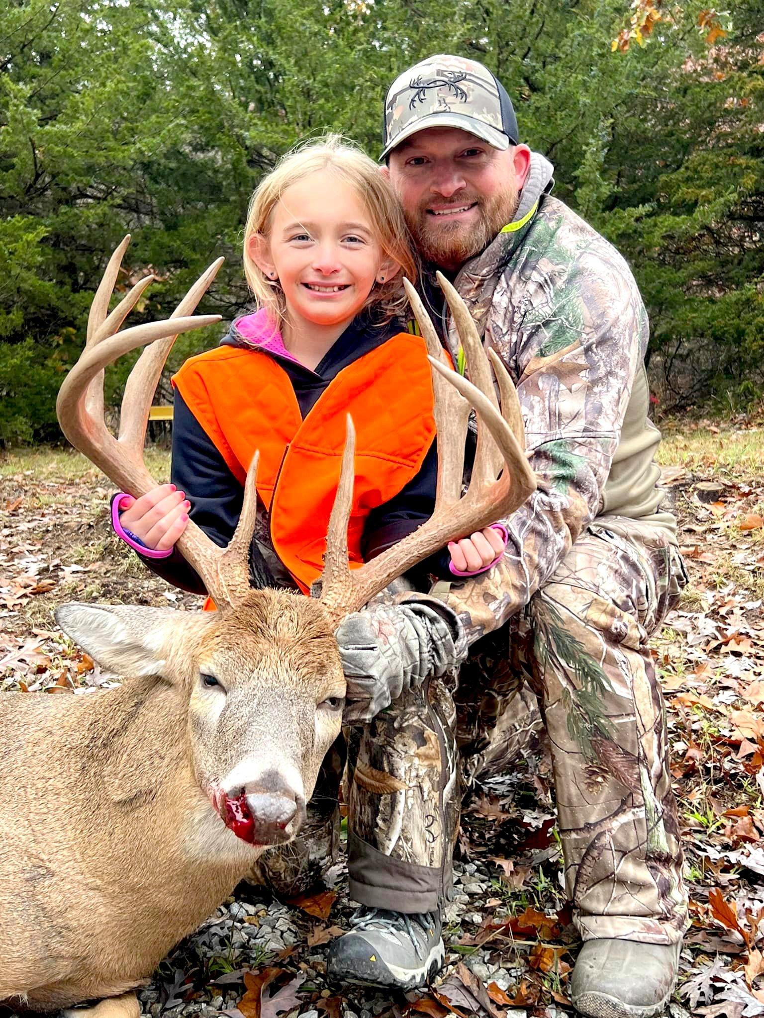 Youth Hunter Bags Giant 10Pointer in Missouri Realtree Camo