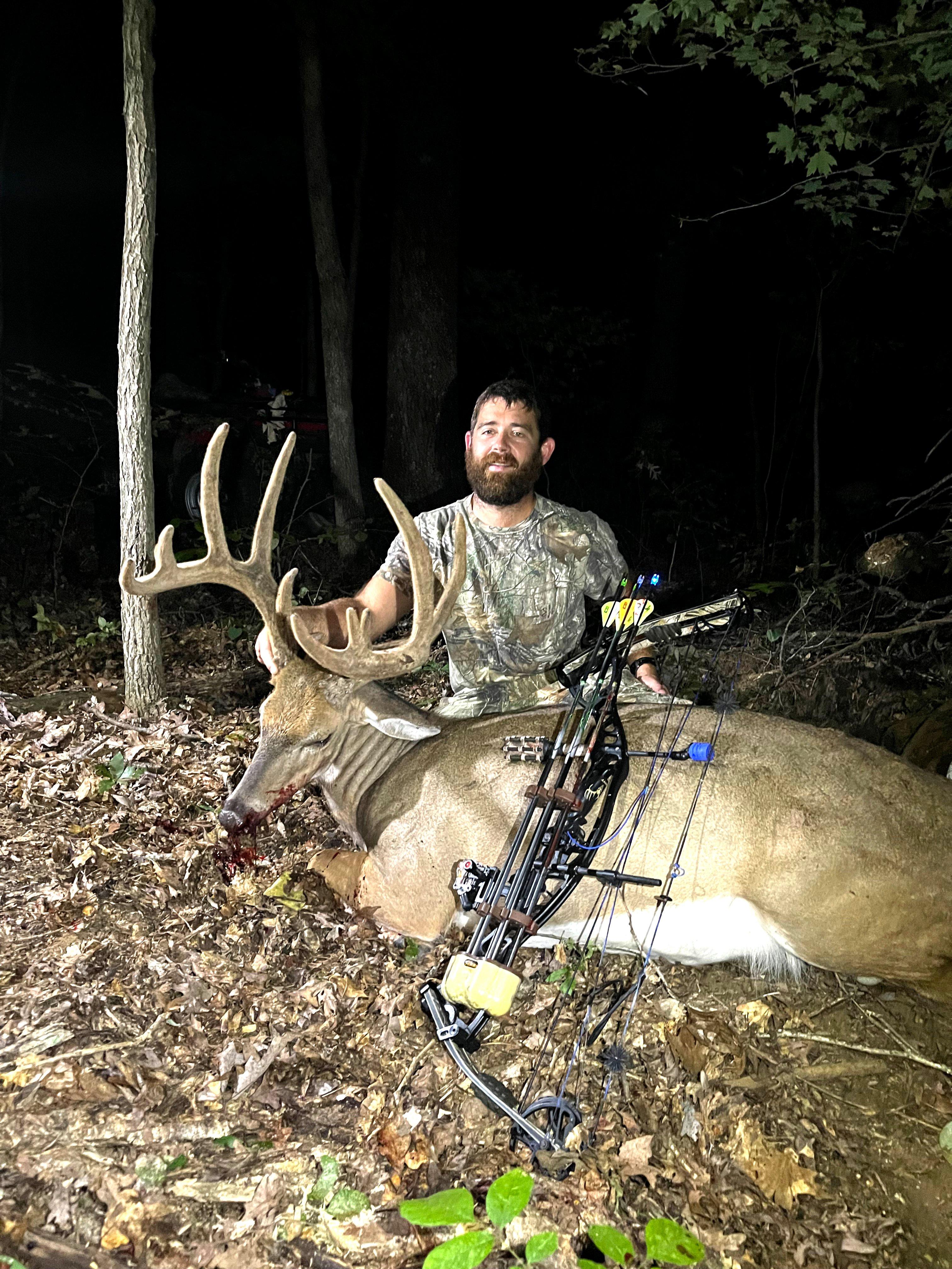 Deer Hunting in Kentucky - Realtree Camo