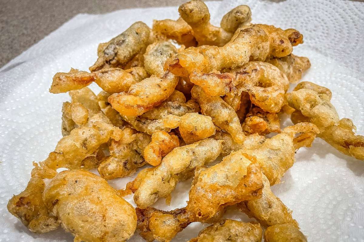 Beer Battered Morel Mushrooms - Realtree Camo