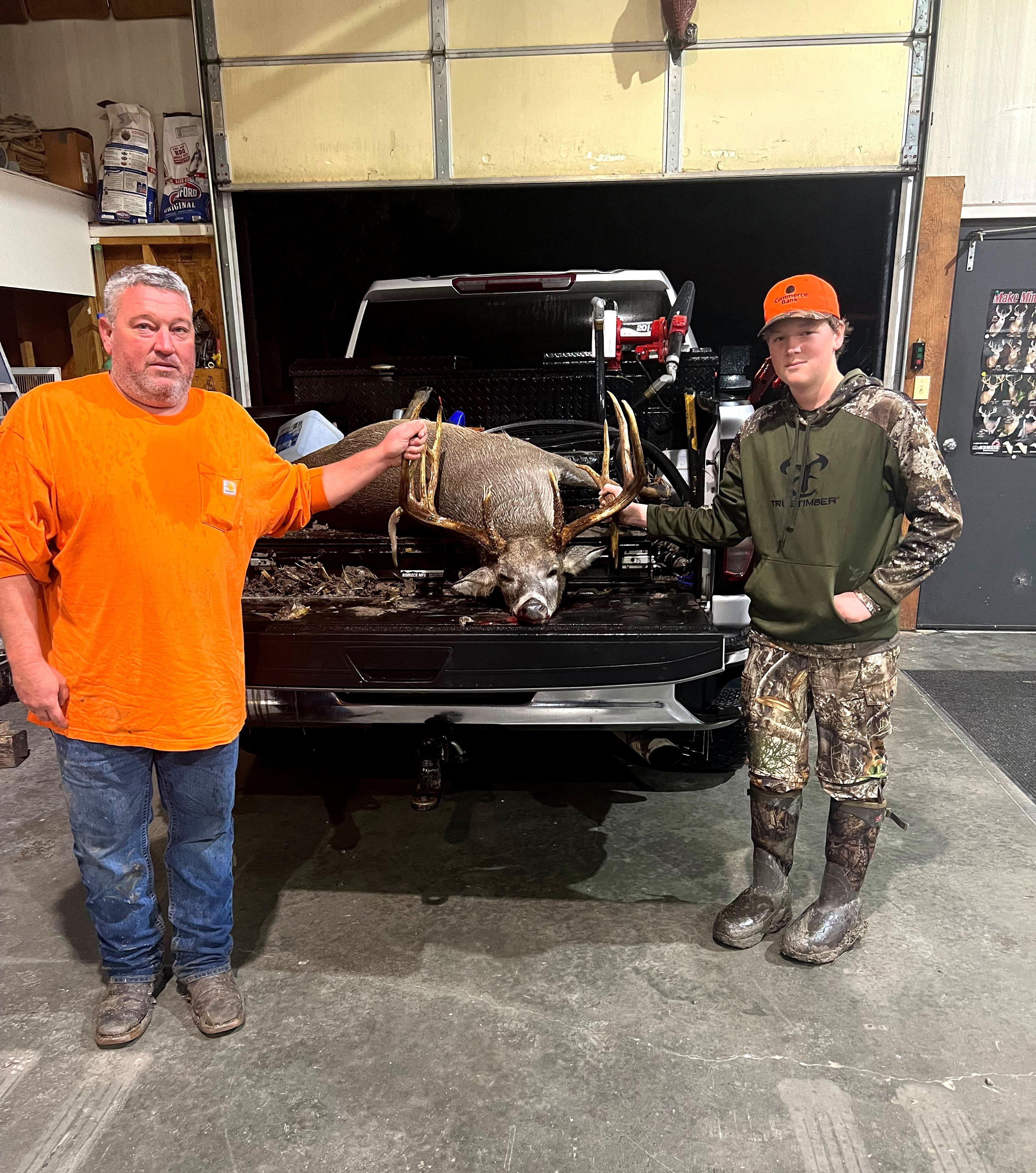 Image: ImageBy_Preston_Burger_rack_7