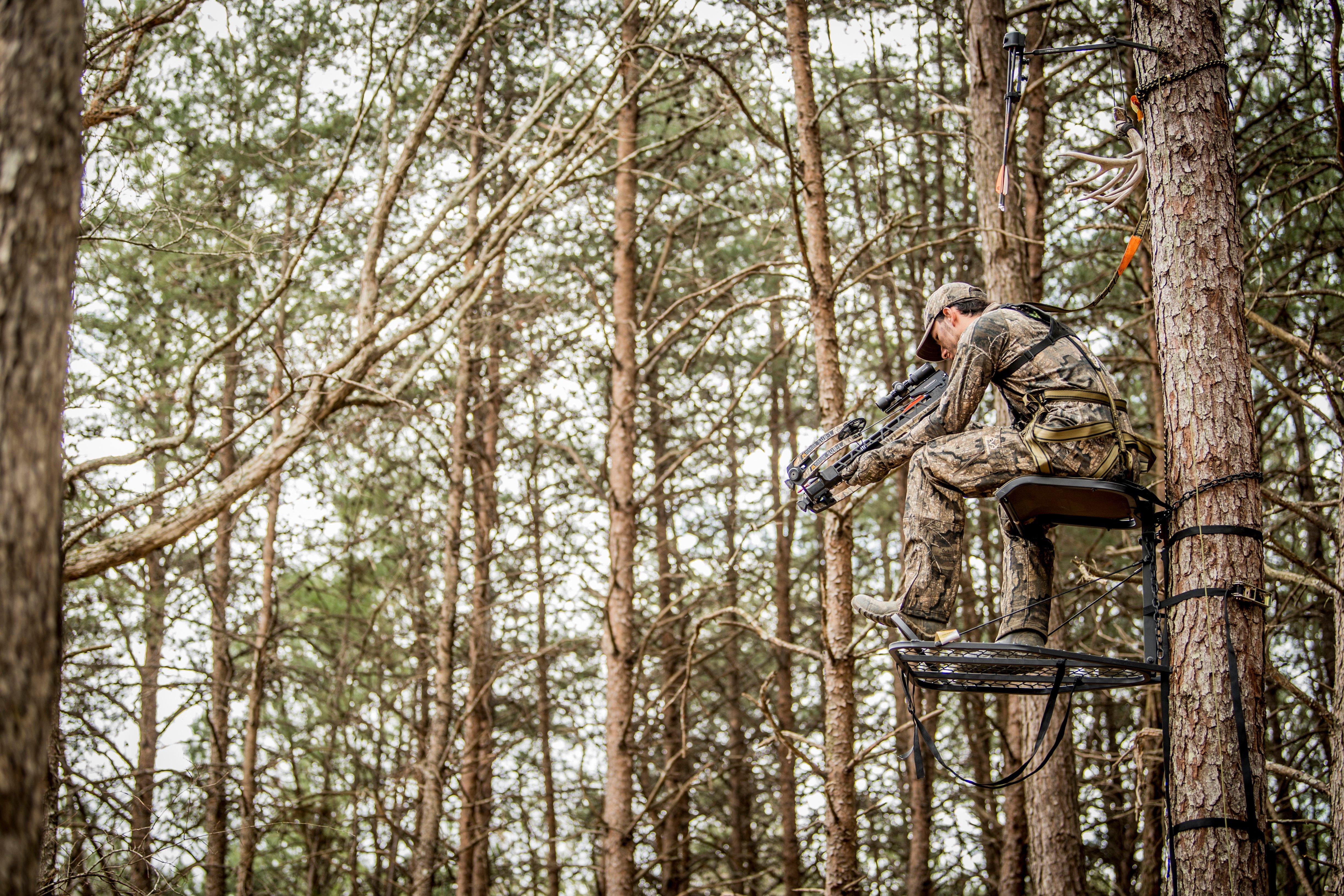 5 Tips for Better Crossbow Hunting - Realtree Camo