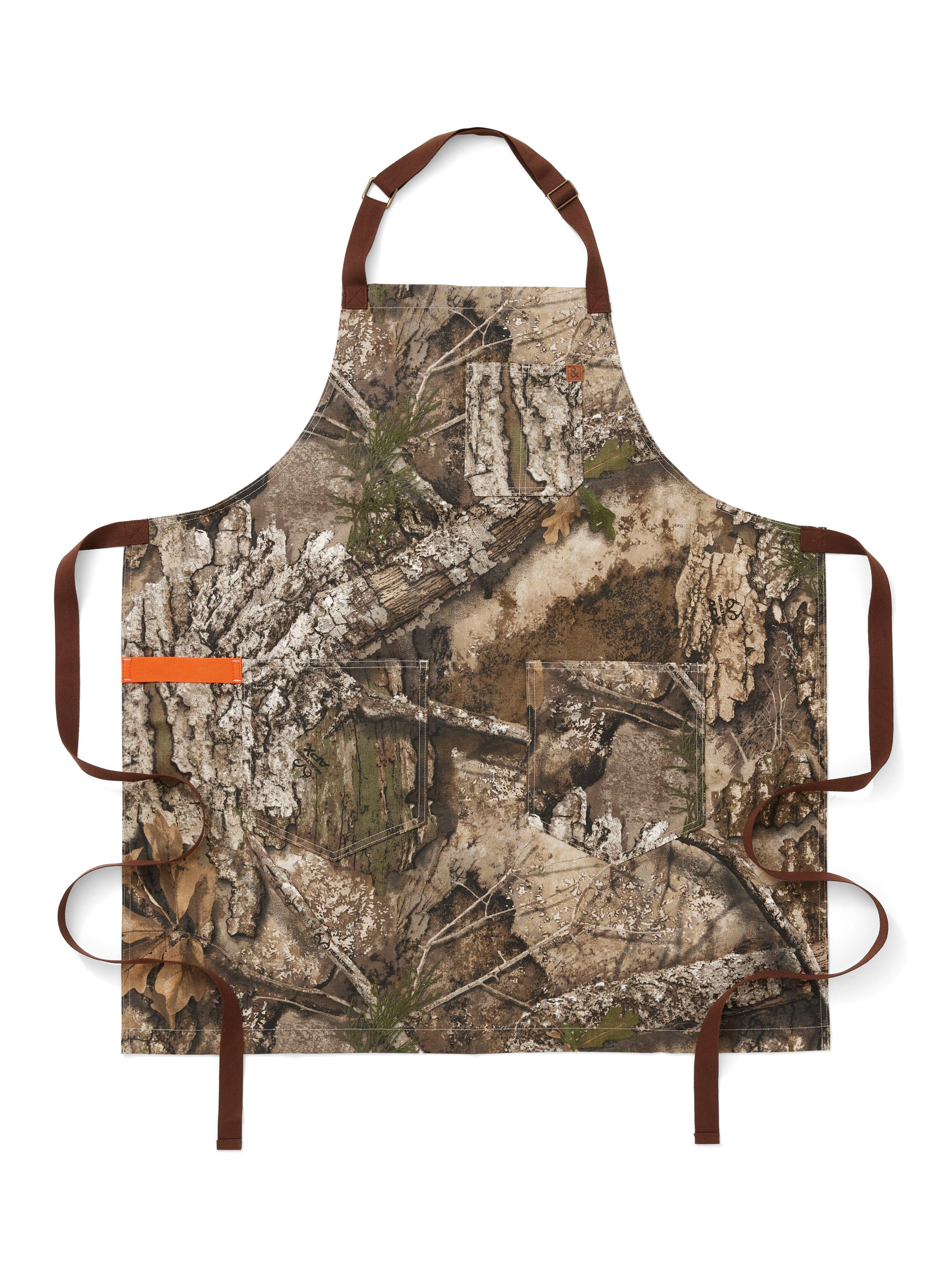 Image: Realtree-Essential_2176-White