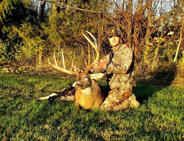 Johnny's Ohio whitetail features a massive 9-point frame that gross scores 186 4/8 and features a 14