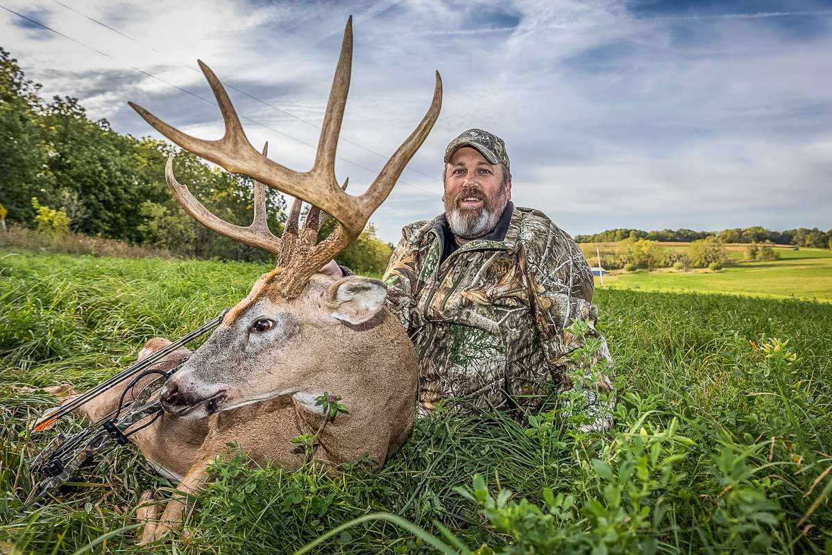 The giant Wisconsin buck scored 172 inches. Image by Own the Season