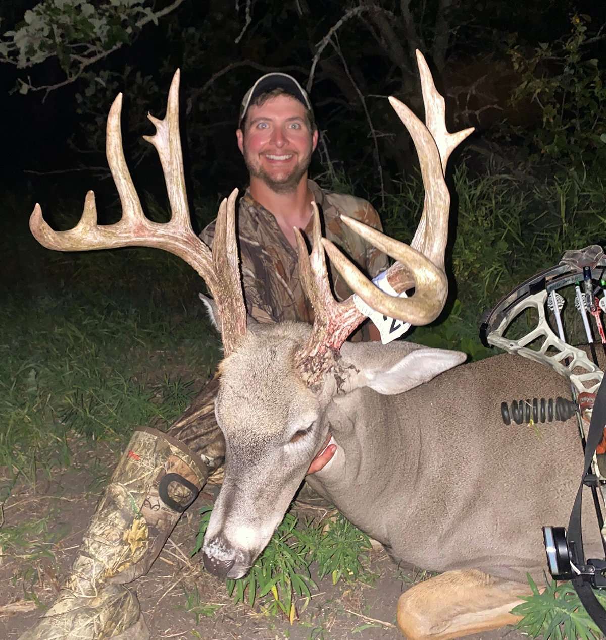 Andrew Dusek proudly displays his 173 5/8-inch North Dakota deer. Image courtesy of Andrew Dusek