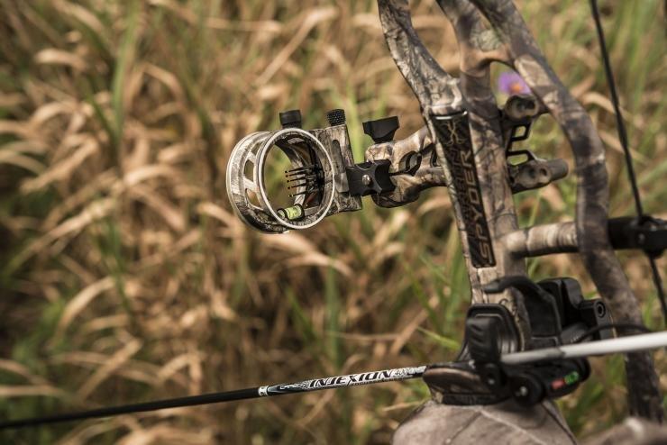 Make the shot with the TRUGLO Carbon XS™ Archery Site.