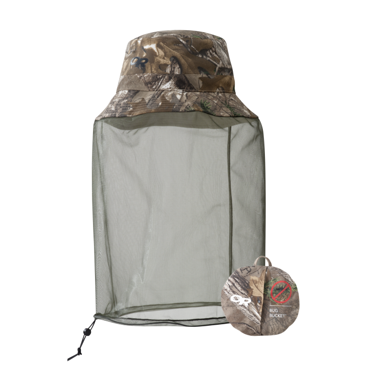 Bug Bucket Camo Hat in Realtree Camo