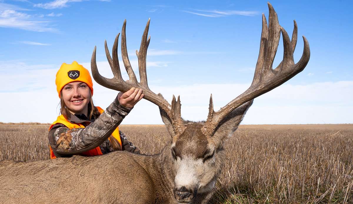Jaylee Danker's buck scored 201 4/8 inches. (BuckVentures photo)