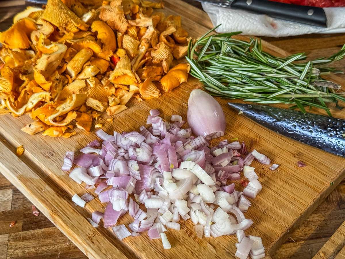 Chanterelle Mushroom Penne Boscaiola - Realtree Camo