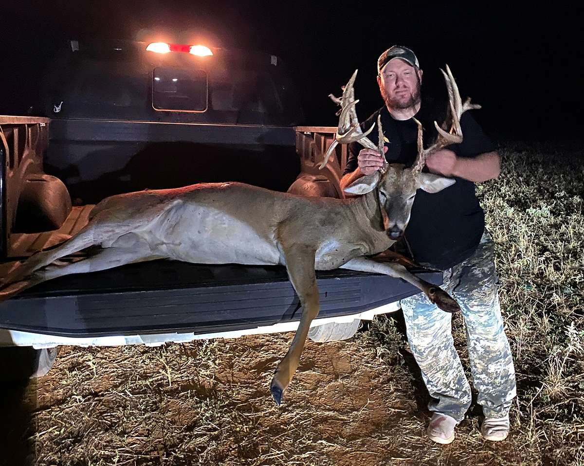 Ogle's buck scored 186 3/8 inches. Image courtesy of Chris Ogle