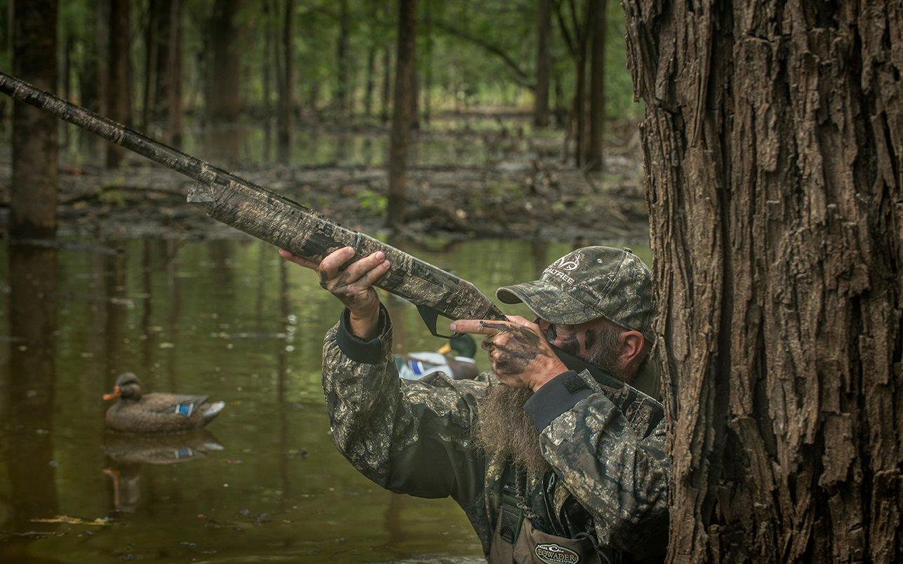 No waterfowler wants to pass up potential opportunities. However, we must sometimes recognize when iffy shot chances could lead to lost birds. Photo © Bill Konway 