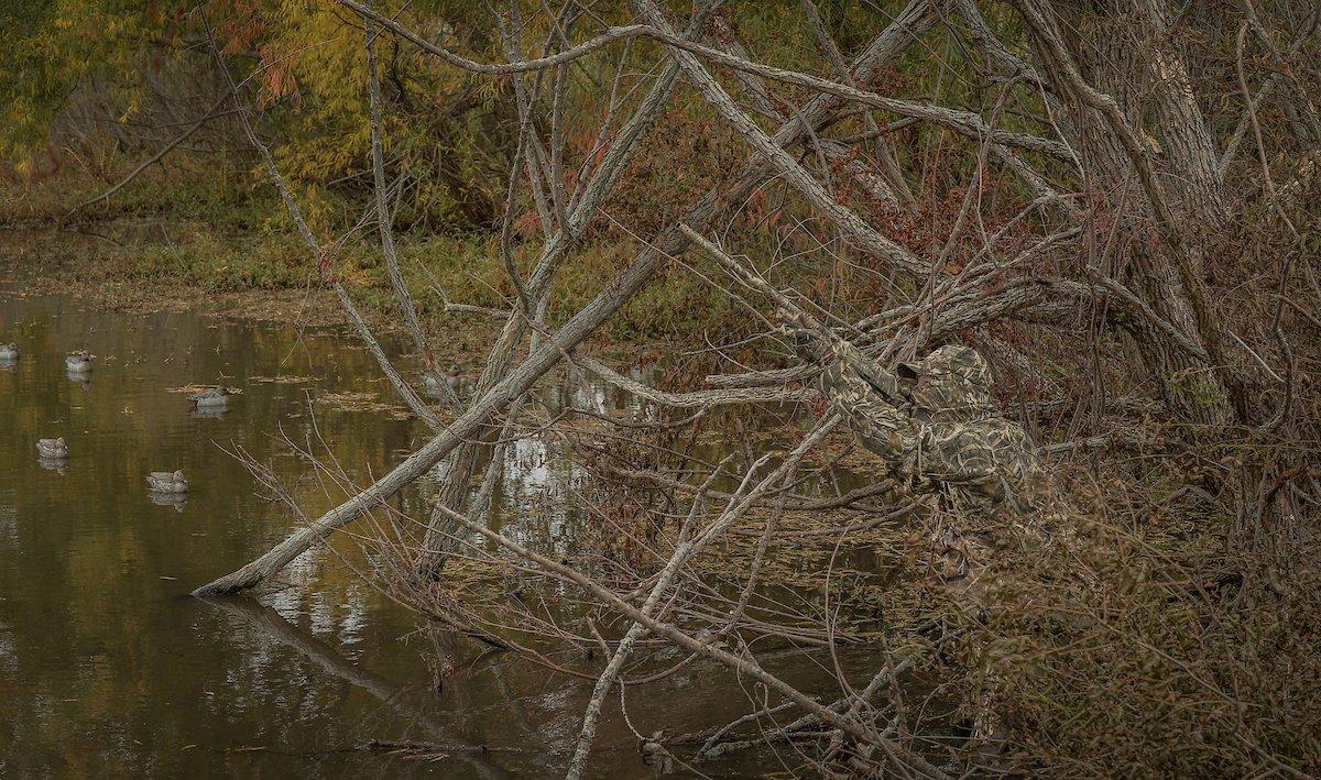 Hunters wonder why they sometimes miss seemingly easy shots at waterfowl. Often, it's because the settings or circumstances complicate the equation. Photo © Bill Konway