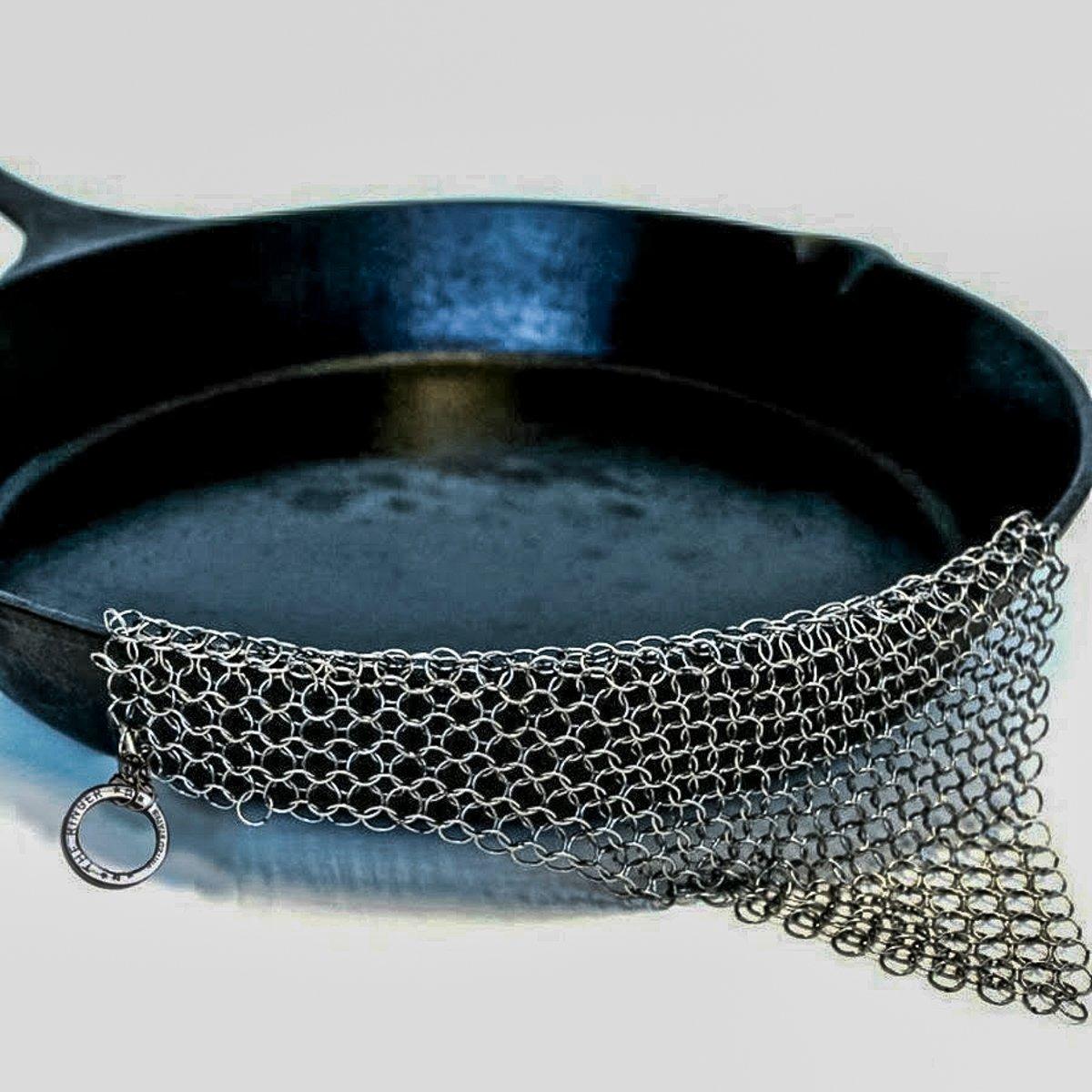 Experiment: cleaning a skillet with a drill and wire brush : r/castiron