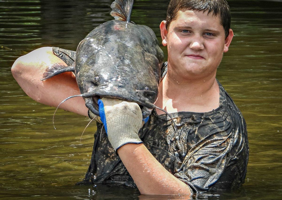 Potroast Pendley showing off a nice flathead he grabbed while thinking about dinner.