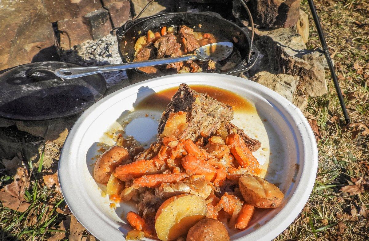 Outdoor Camping Tripod Campfire Picnic Pot Roast Camp Fire Dutch Oven  Cooking