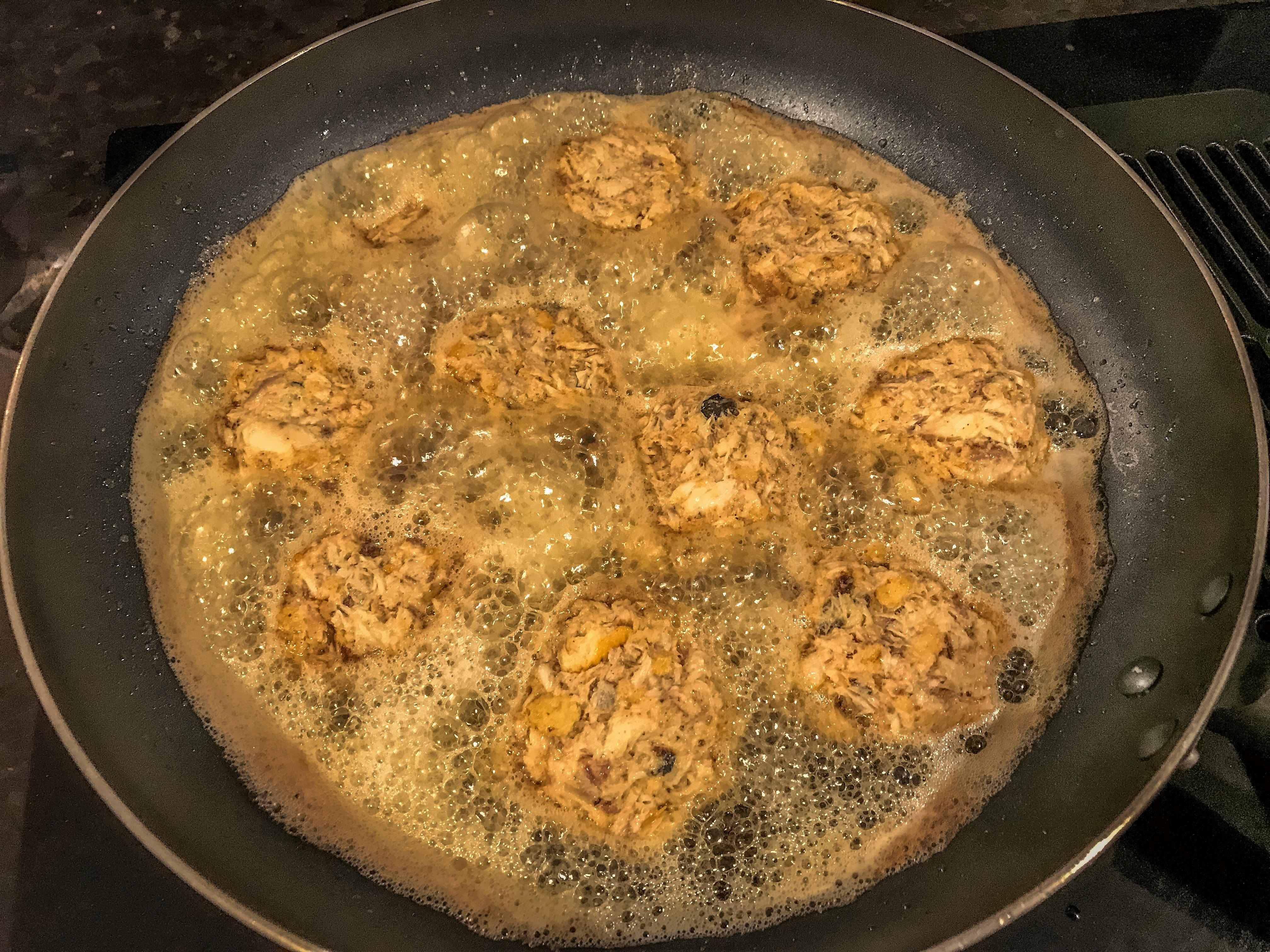 Fry the fish cakes in peanut oil.