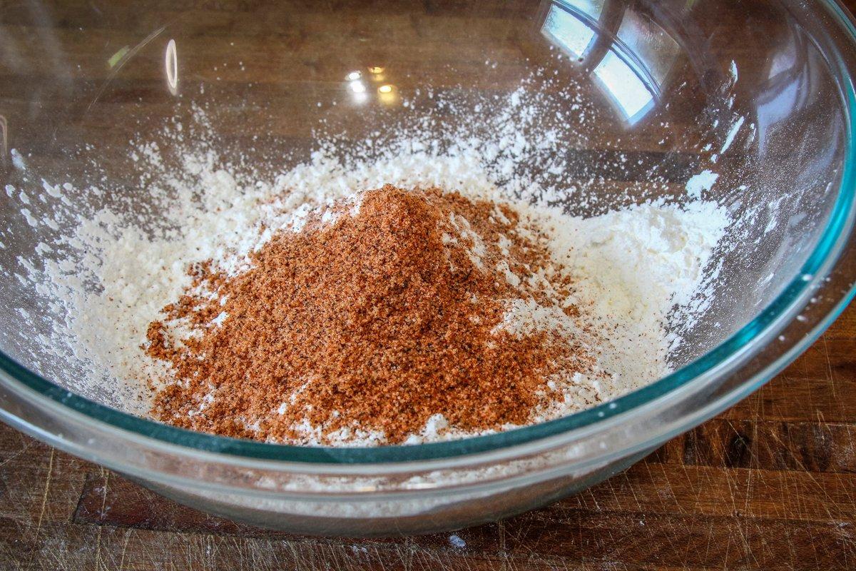 Combine the cornstarch, flour and seasonings.
