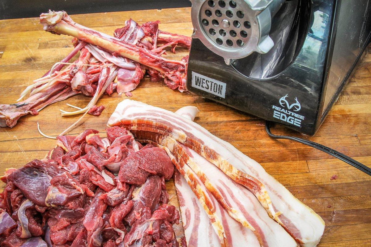 How to Find the Best Meat Grinder for You Realtree Camo