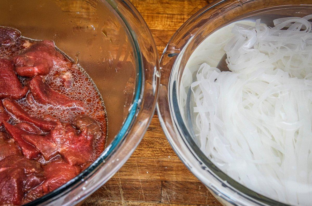 Marinate the venison and soak the noodles for 30 minutes before cooking.