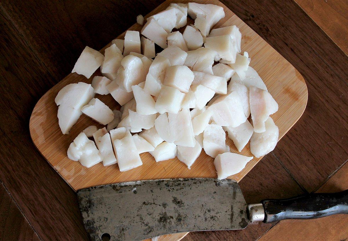 Cut the bear fat into chunks and make sure they are free from any hair or meat that might change the flavor.