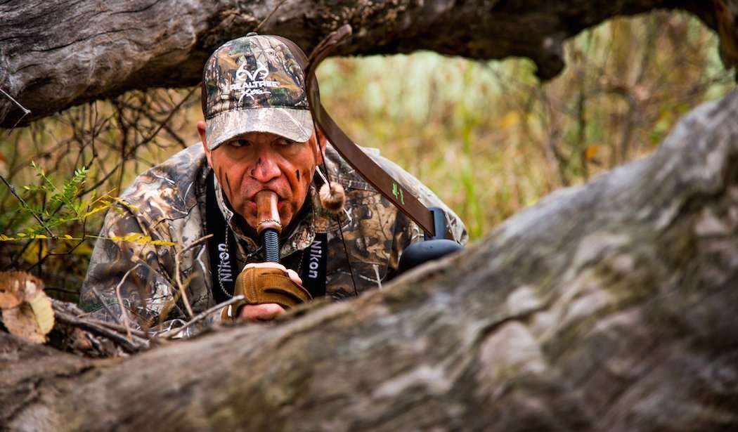 Bowhunting Deer from the Ground - Realtree Camo
