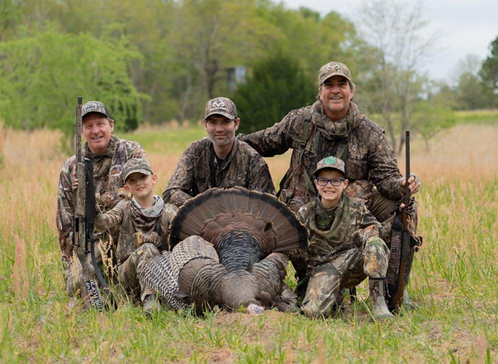 Ricky Joe Bishop, Phillip Culpepper and Sam Klement, with Daryle Singletary's boys. © Realtree photo