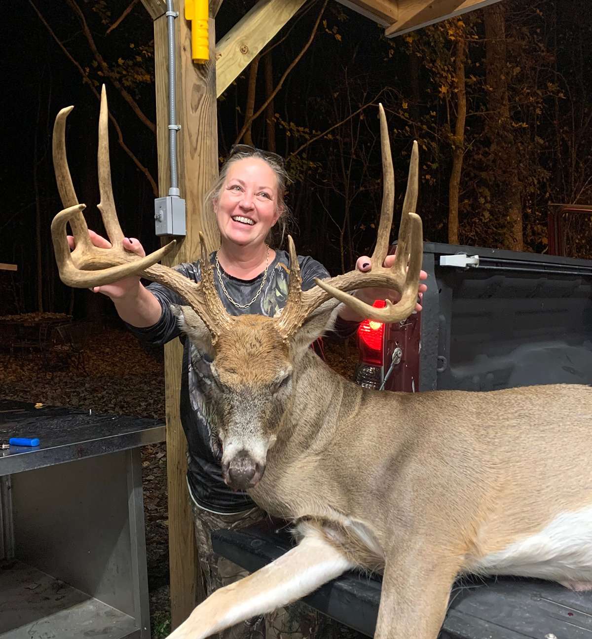 Nielsen's buck was a clean 5x5 with long main beams and great tine length.