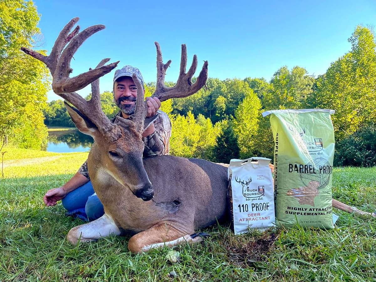 Darren Borgman was quite happy with his 193 3/8-inch Kentucky buck. Image courtesy of Darren Borgman Darren Borgman was quite happy with his 193 3/8-inch Kentucky buck. Image courtesy of Darren Borgman
