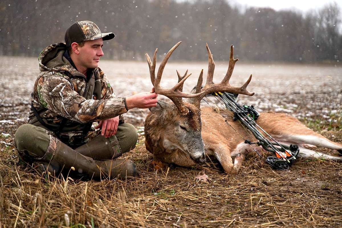After a long history with the deer, Smith finally arrowed the buck on Nov. 13, 2021. Image courtesy of Elliott Smith