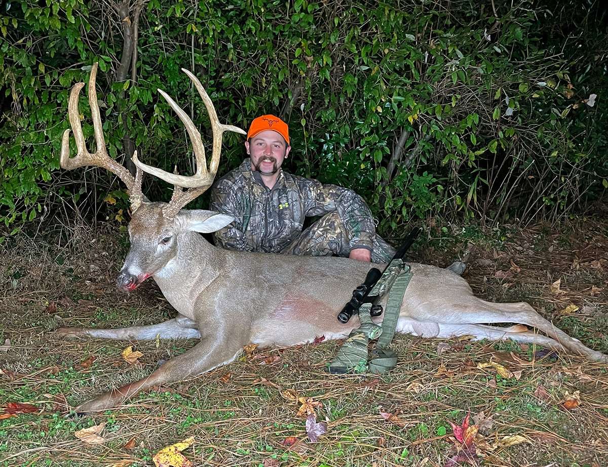 LaMond hunted the new farm even though he didn't have any photos of a shooter buck. LaMond hunted the new farm even though he didn't have any photos of a shooter buck.