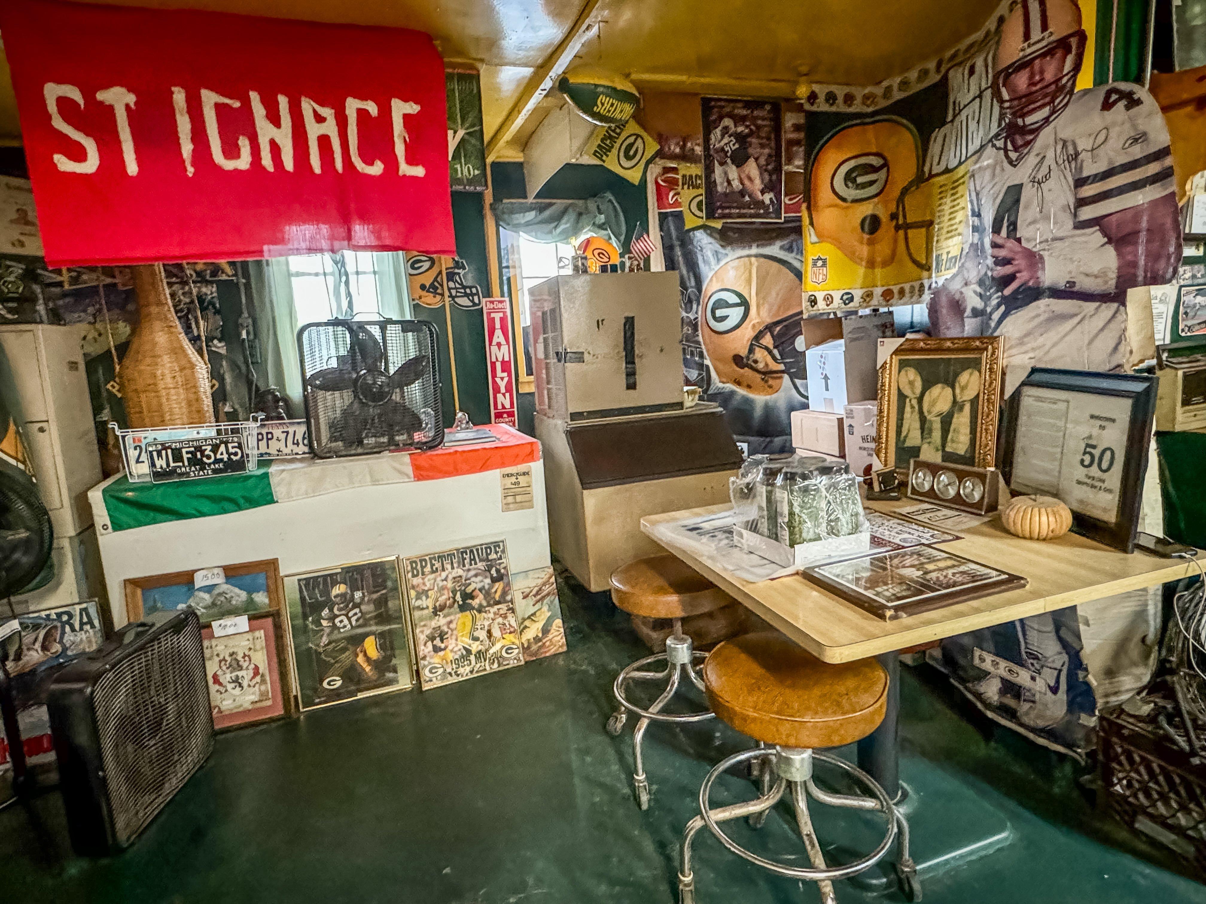 Image: fish_houses_13