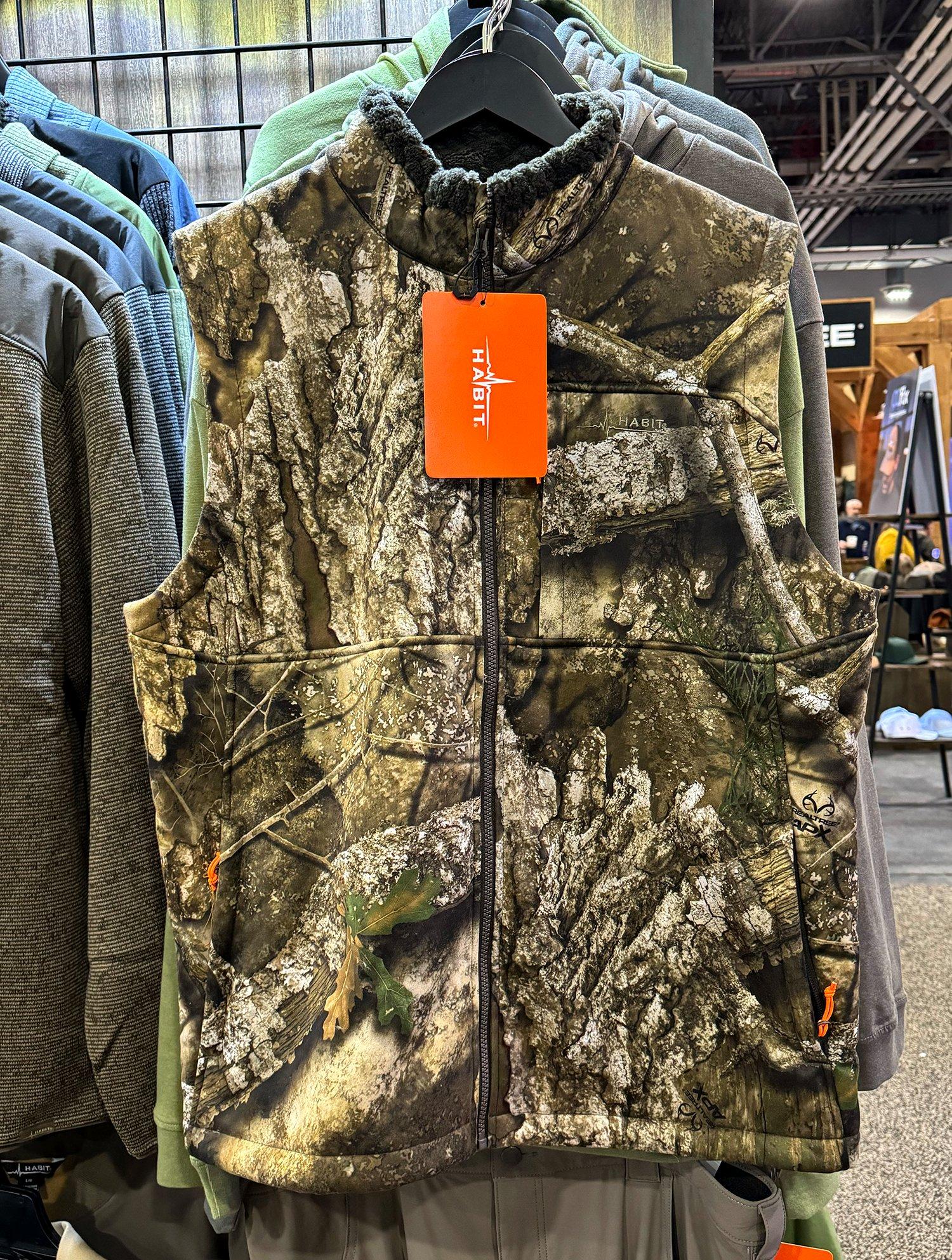 thumbnail image 2 of Realtree APX Camo Pullover Hoodie For Men & Women – UPF 30+, Scent Control, 280 GSM Fleece Blend 2 of 5
