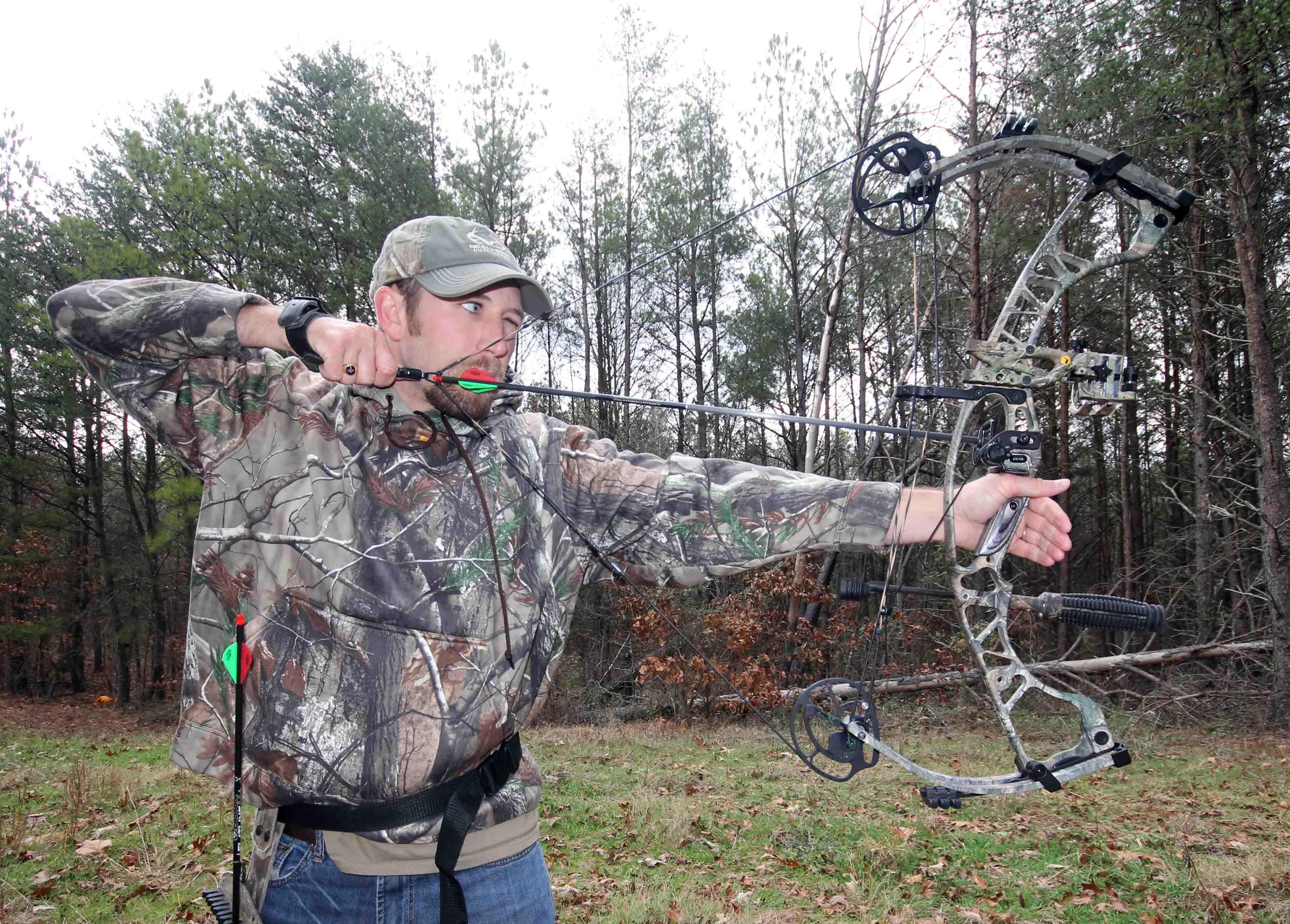 Hoyt Spyder 30 Review - Realtree Camo