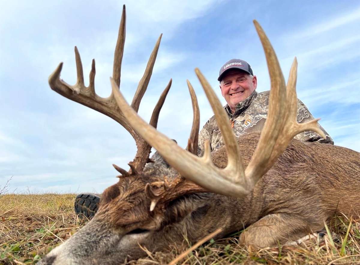 Coad's buck scored an impressive 193-4/8 inches. Image courtesy of Jack Coad