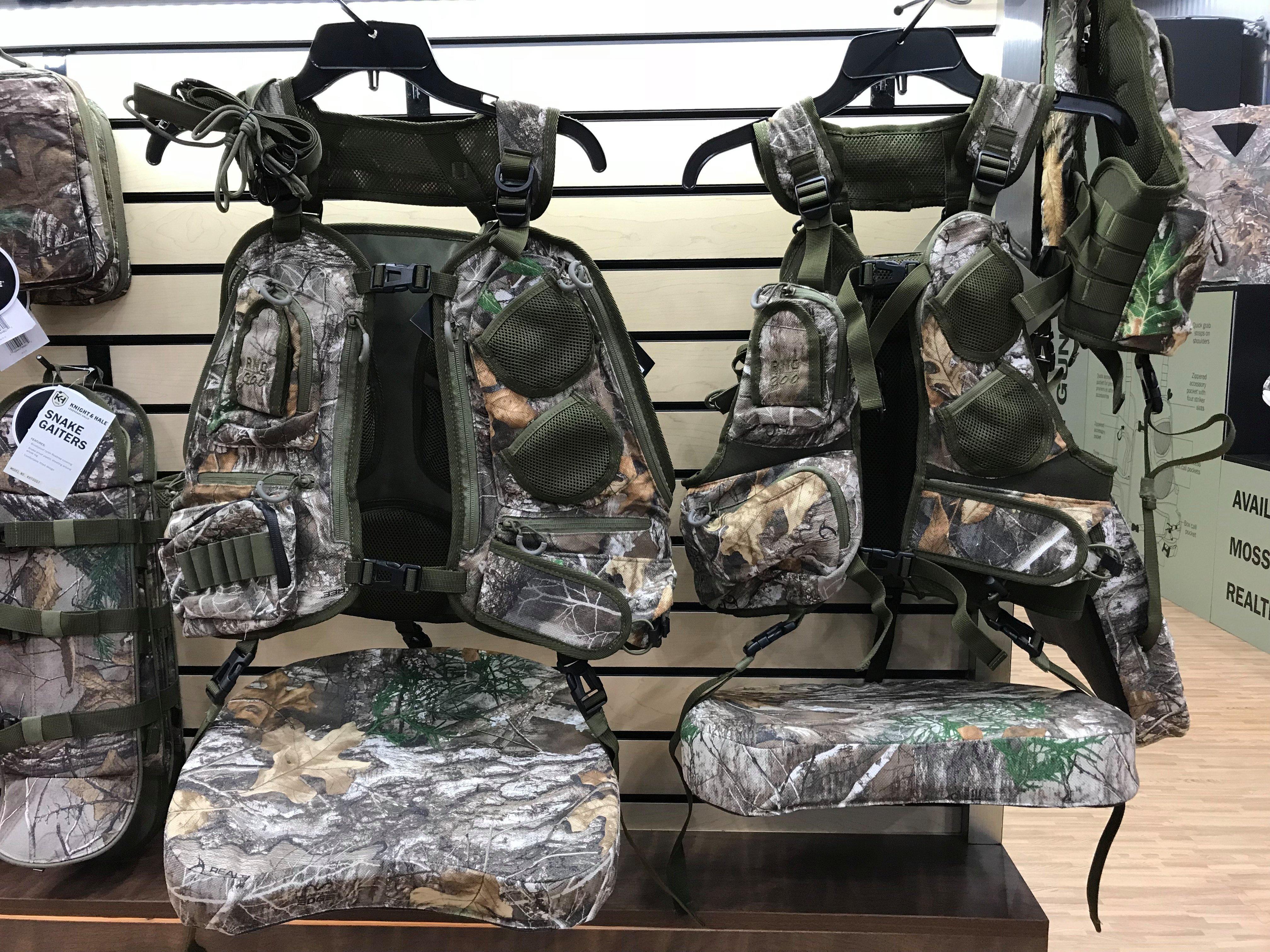 Knight & Hale Turkey Vest in Realtree EDGE