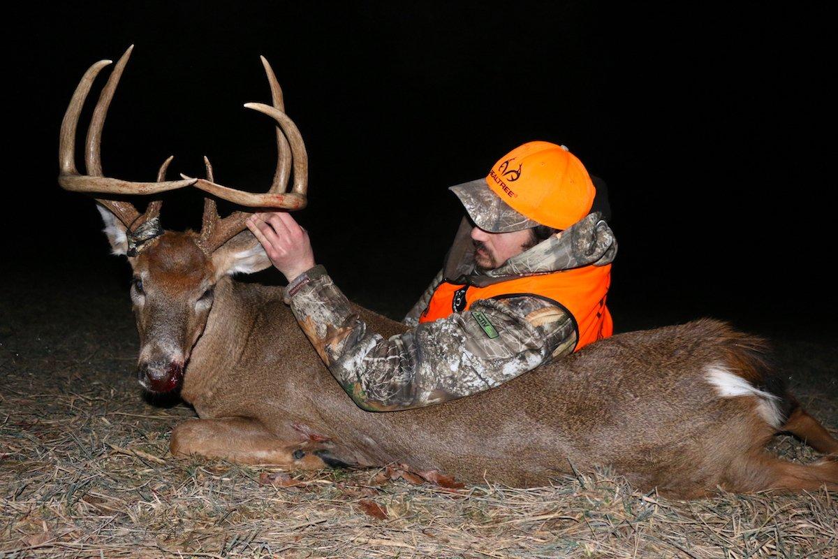 The author, Josh Honeycutt, poses with a big Ohio buck he tagged on a lease during the 2019-20 deer season. (Midwest Whitetail photo)