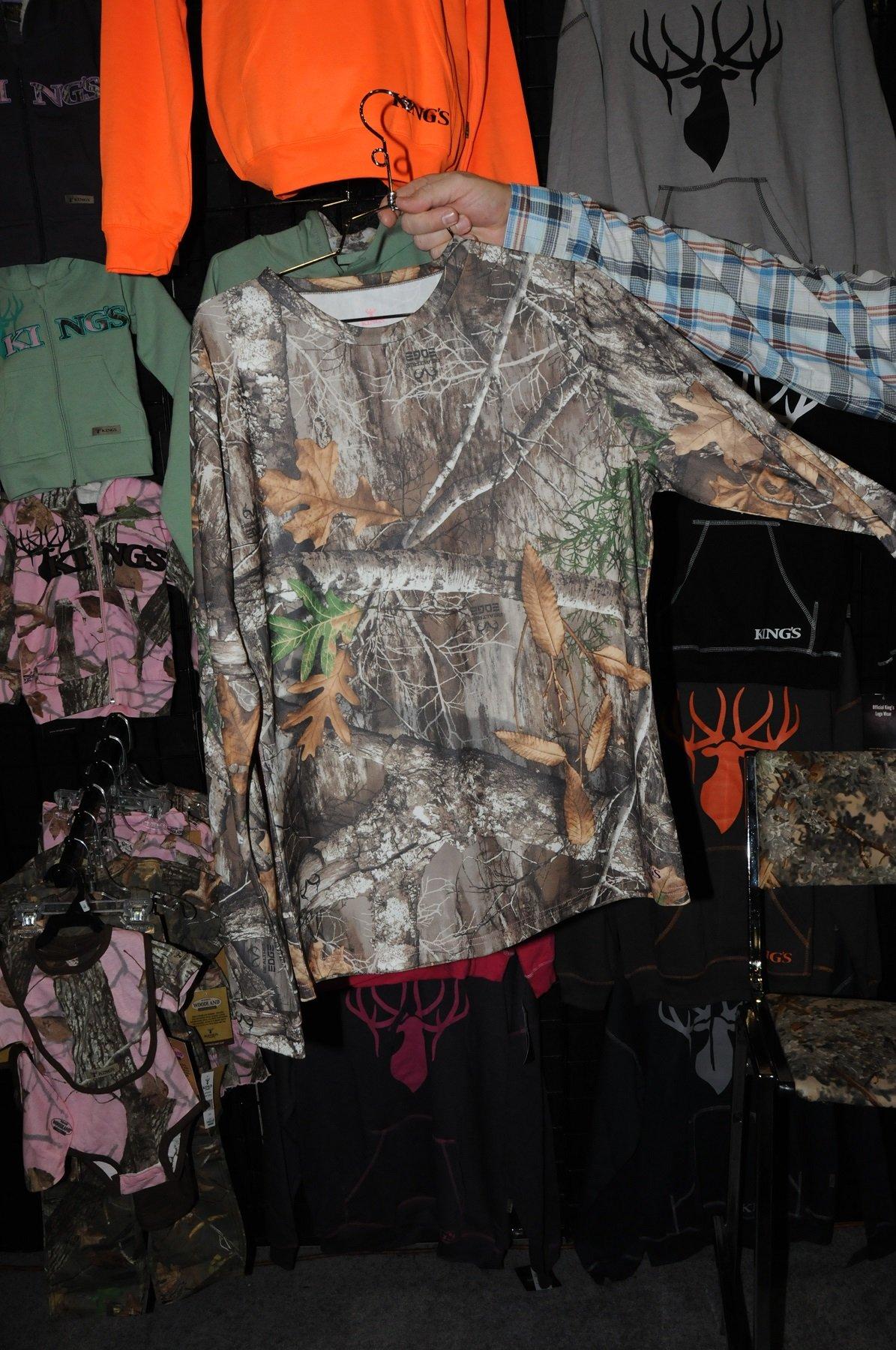 King's Women's Hunter Series Long Sleeve Tee in Realtree EDGE