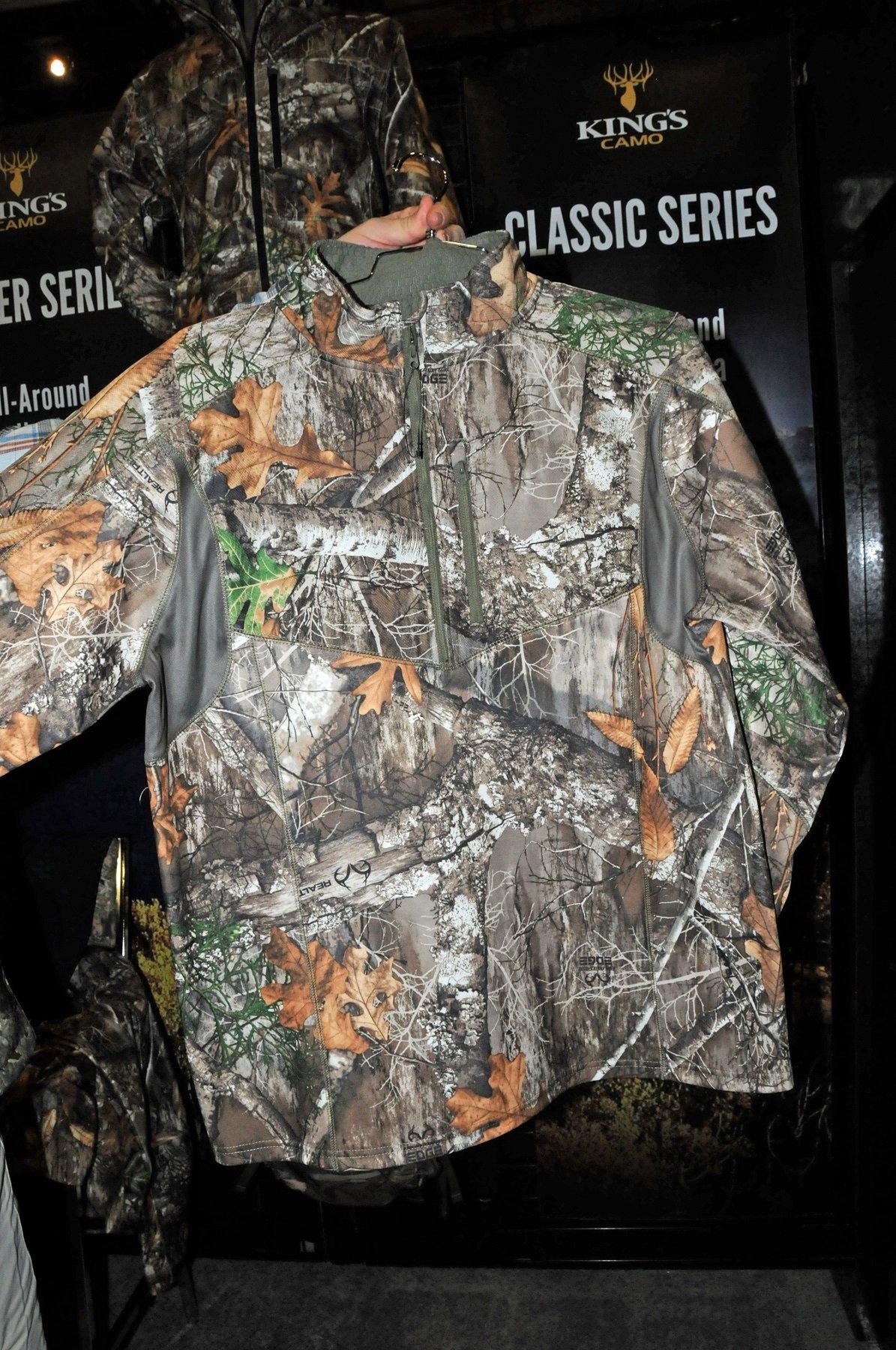 King's Hunter Series 1/4 Zip Pullover in Realtree EDGE