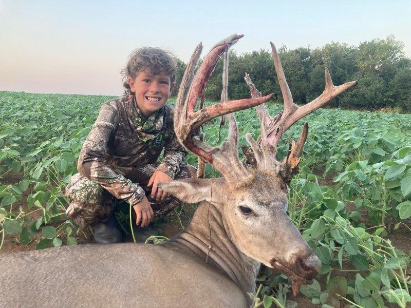 Micah McCauley hunted in the morning, something he and his brothers rarely do during early season, to kill this awesome velvet monster. Image courtesy of Tevis McCauley/Whitetail Heaven Outfitters
