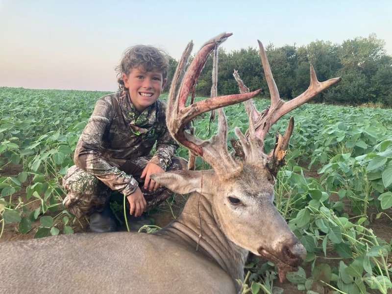 Micah McCauley shot a big Kansas buck scoring 168 inches. Photo courtesy of Tevis McCauley