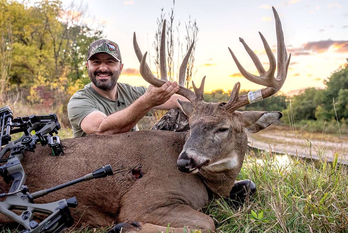 This Iowa whitetail has some very cool antler character. Image courtesy of Mike Reed